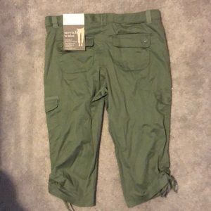 Women’s capris